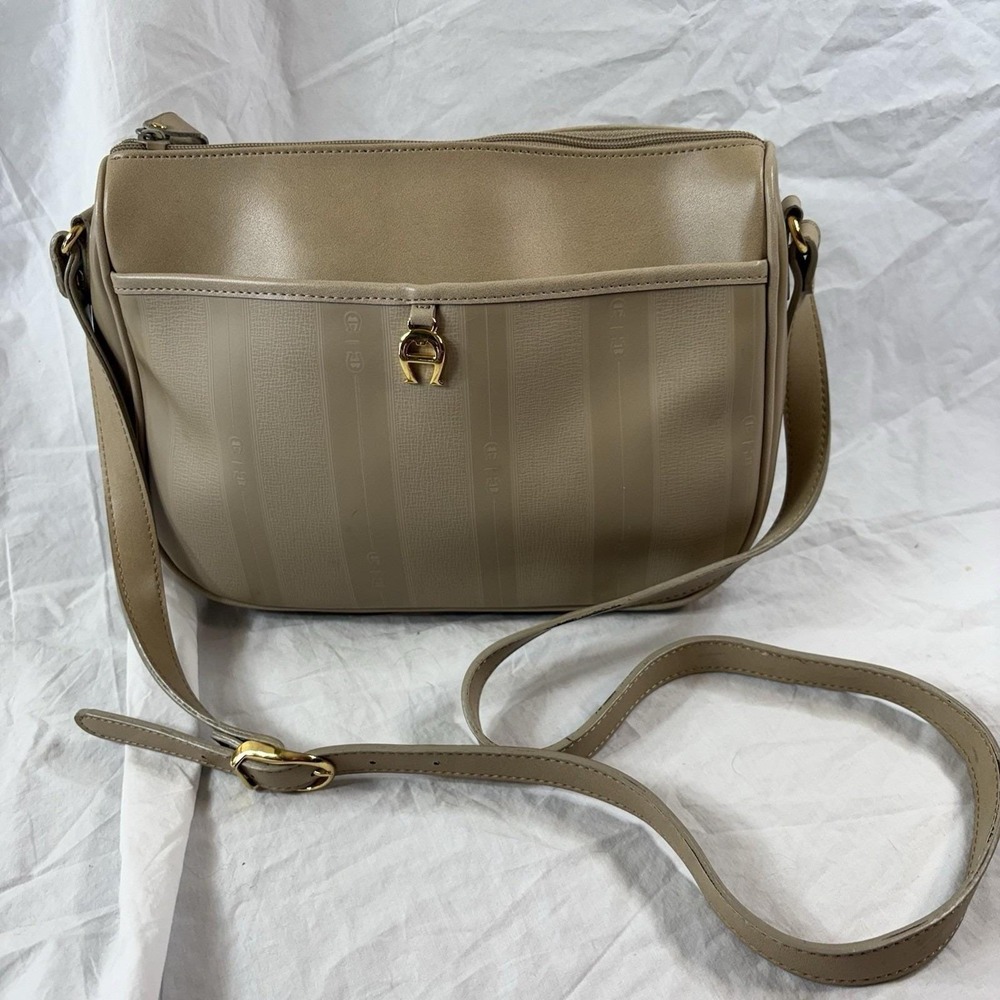 Vintage Etienne Aigner Taupe Leather Handbag Multi Pocket Gold Logo Shoulder Bag
